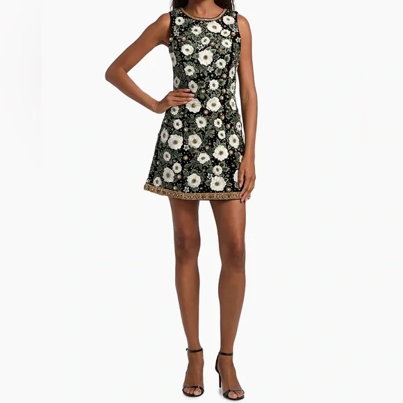 Alice And Olivia New Lindsey Embellished Gown Size 4 $1,995.00 - Picture 7 of 16